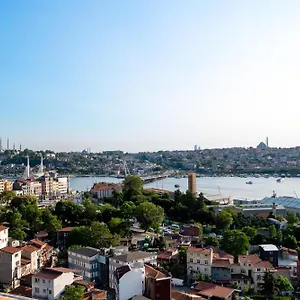 Radisson Blu Pera Отель